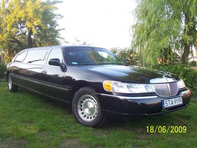 lincoln town car czarny