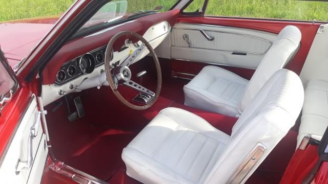 Mustang 1966 do ślubu