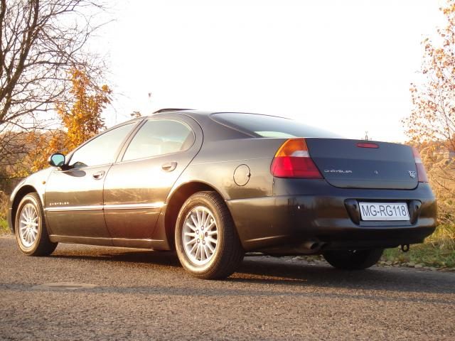 Chrysler 300M – zdjęcie 3