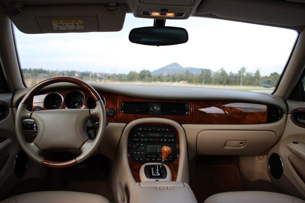 Jaguar XJ8 LONG – zdjęcie 5