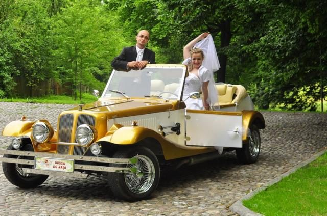 Alfa Romeo limuzyna w stylu retro na ślub i wesele – zdjęcie 2