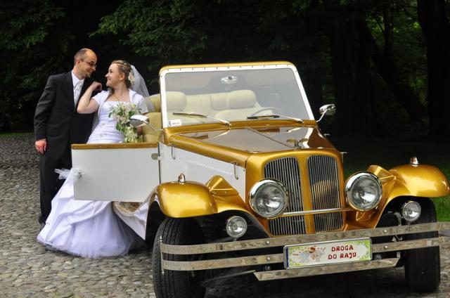 Alfa Romeo limuzyna w stylu retro na ślub i wesele – zdjęcie 3