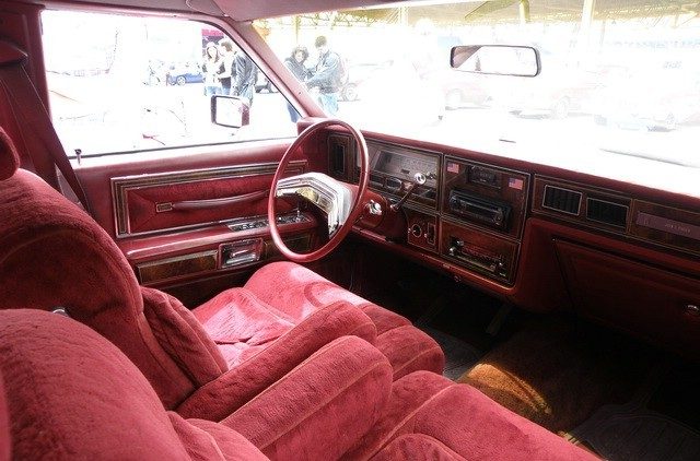 Lincoln Continental Town Car – zdjęcie 2