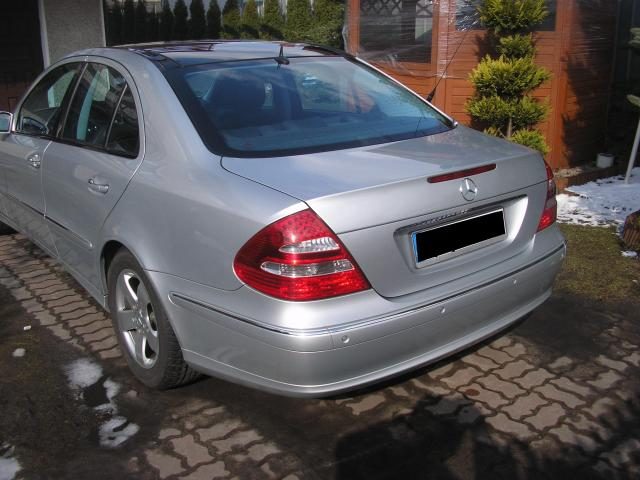 Mercedes Klasa E – zdjęcie 4