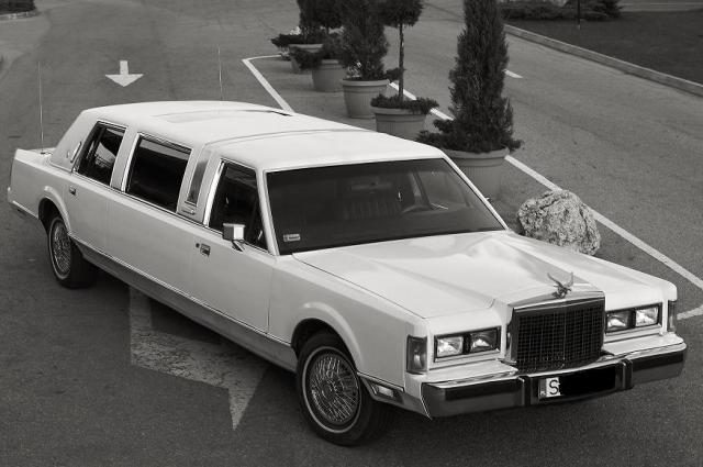 Lincoln Town car – zdjęcie 2