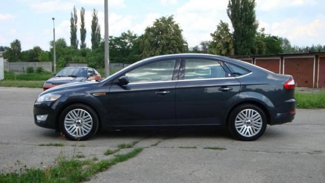 Ford mondeo – zdjęcie 2