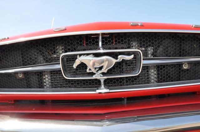 Ford Mustang – zdjęcie 2