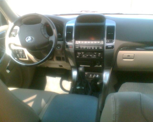 Toyota LAND CRUSER – zdjęcie 4