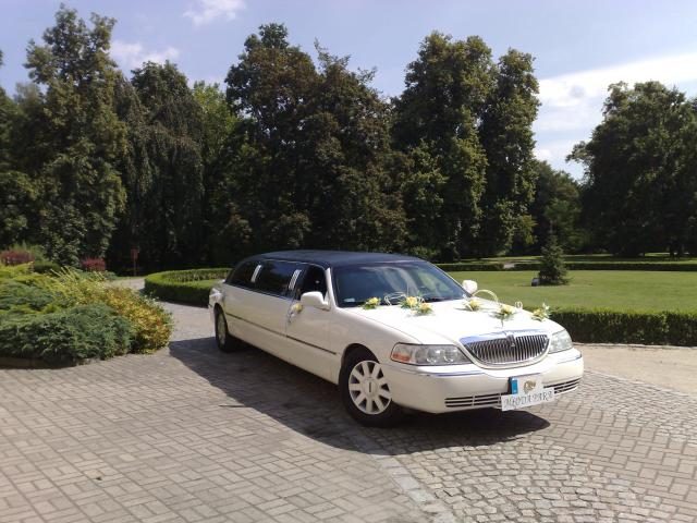Lincoln TOWN CAR – zdjęcie 3