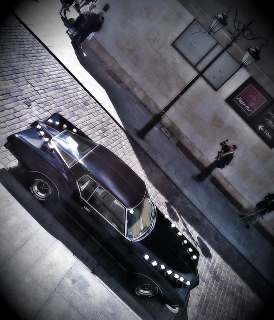 Zabytkowy amerykański Buick Riviera Boattail 1972 na ślub