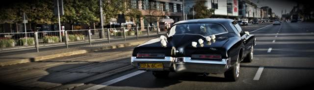 Zabytkowy amerykański Buick Riviera Boattail 1972 na ślub