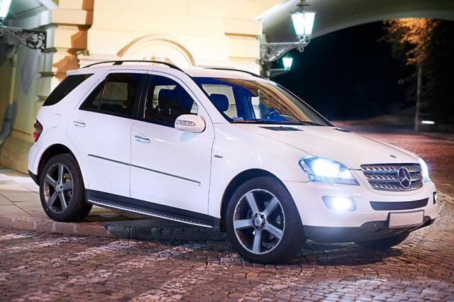 Mercedes LUKSUSOWY BIAŁY ML DO ŚLUBU - WARSZAWA – zdjęcie 3