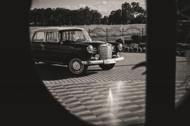 Mercedes W110 – zdjęcie 3