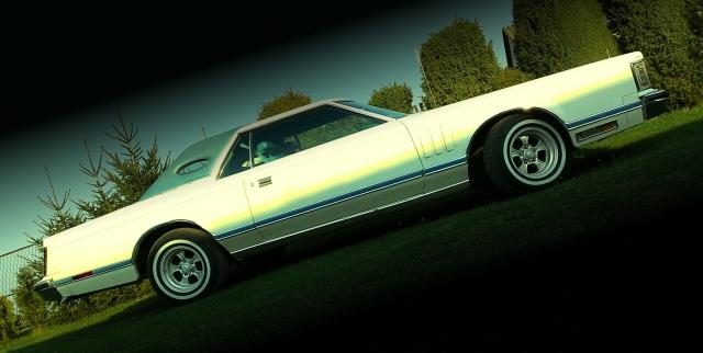 Lincoln Continental Mk.V - Amerykańska Limuzyna – zdjęcie 2