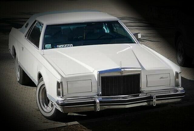 Lincoln Continental Mk.V - Amerykańska Limuzyna – zdjęcie 3