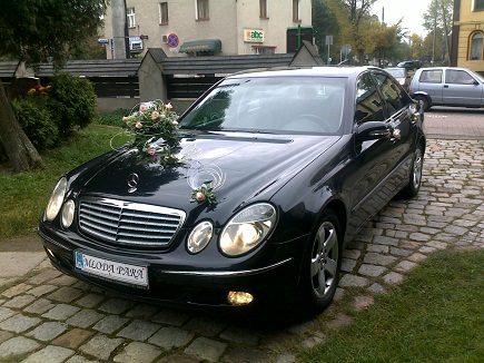 Mercedes E-klasa – zdjęcie 2