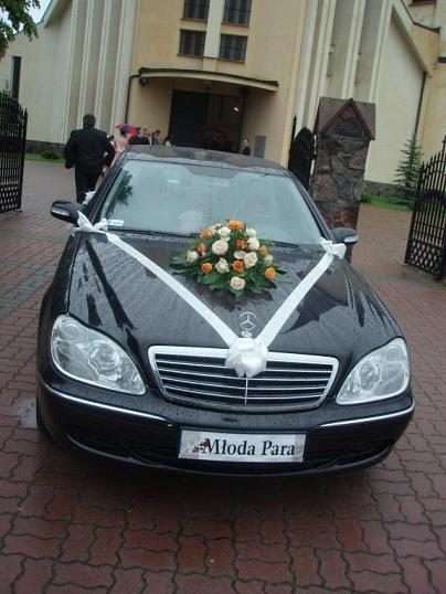 Samochód z przykładową dekoracją