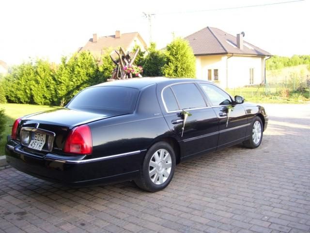 Lincoln TOWN CAR L - Przedłużana limuzyna – zdjęcie 2
