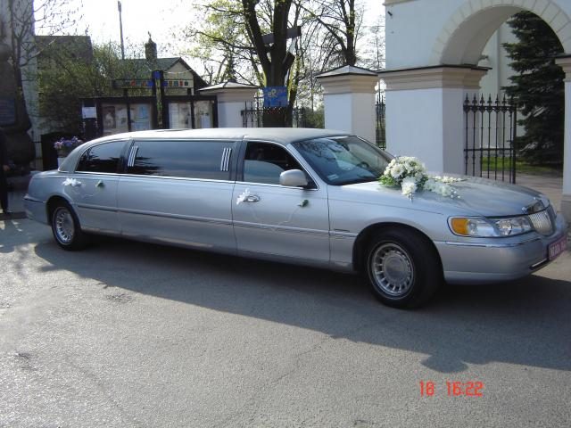 Lincoln Town Car – zdjęcie 2