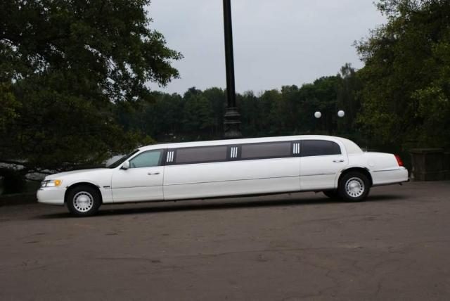 Lincoln Town Car 120 – zdjęcie 3