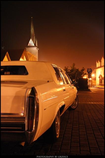 Cadillac Fleetwood (Stylowa limuzyna - 7.5m) – zdjęcie 4