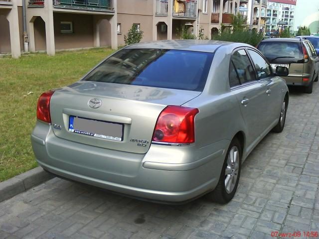 Toyota Avensis – zdjęcie 4
